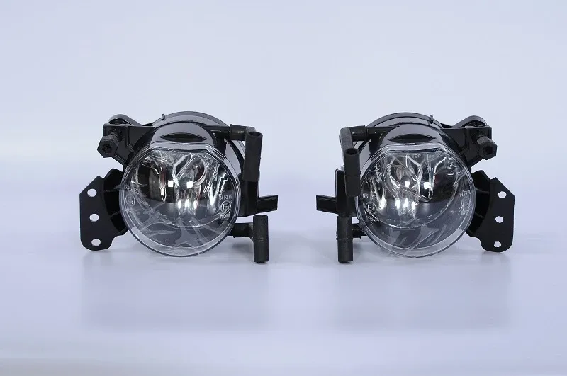 Комплект халогени за БМВ BMW 3 E90, 2003 - 2006 5 серия E60 03-07, X3 E83 2006 - 2011 Нови - 2