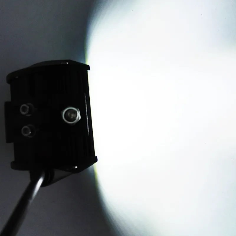 Универсален 168W Лед LED Халоген Фар Работна Лампа 12V - 24V с комбинирана бяла светлина за автомобил офроуд бус ван камион 26cm - 1