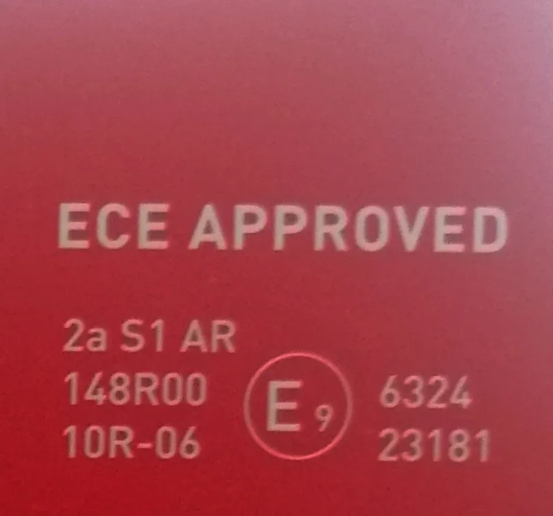 Универсална мощна LED ЛЕД диодна лампа халоген бяла светлина 27W 12V - 24V за камион трактор ролбар АТВ джип земеделски и селскостопански машини и др. 110 x 110 x 37 mm E-mark E9 - 3