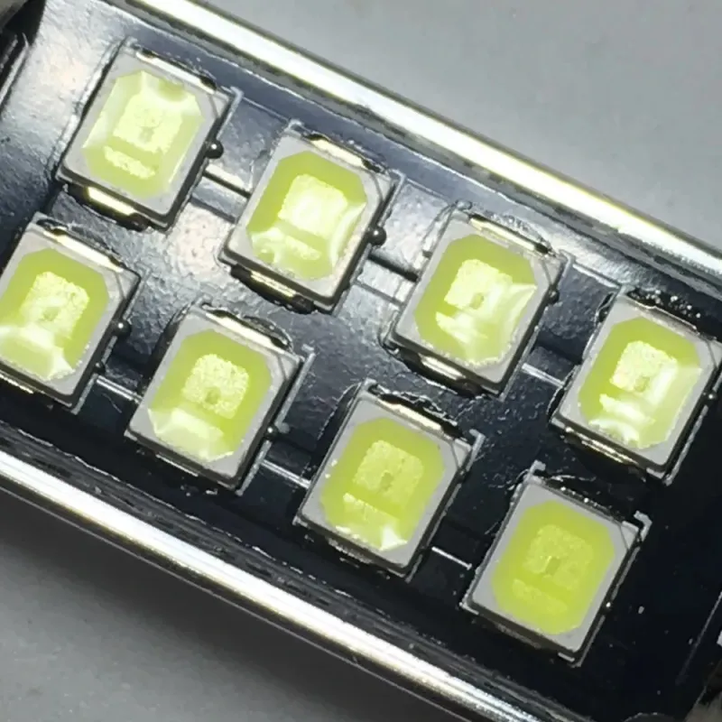 Комплект от 2 броя LED Лед Диодни Крушки 8 SMD 31мм 12V Бяла Светлина в блистер - 5