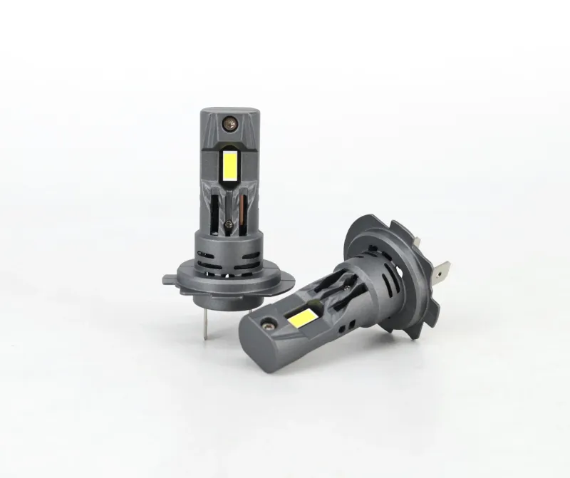 Комплект от 2 броя Умалени Мини Лед Led Диодни Крушки E4S H7 H18 Х7 Х18 12V 50W 15000lm за Автомобил Мотоциклет Трактор Камион Бус и др. - 4