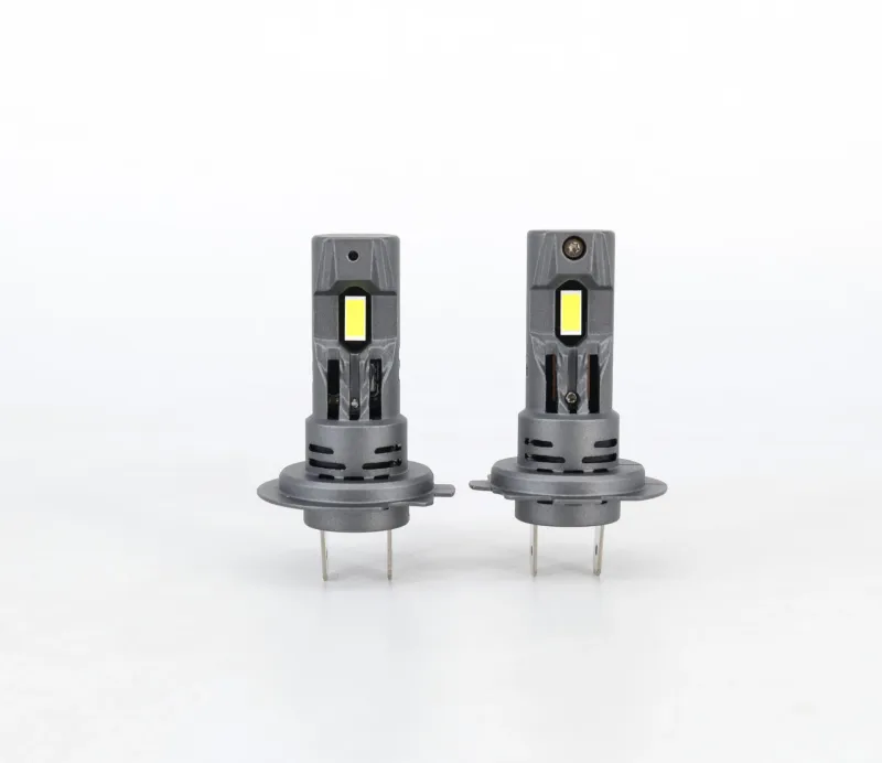 Комплект от 2 броя Умалени Мини Лед Led Диодни Крушки E4S H7 H18 Х7 Х18 12V 50W 15000lm за Автомобил Мотоциклет Трактор Камион Бус и др. - 7