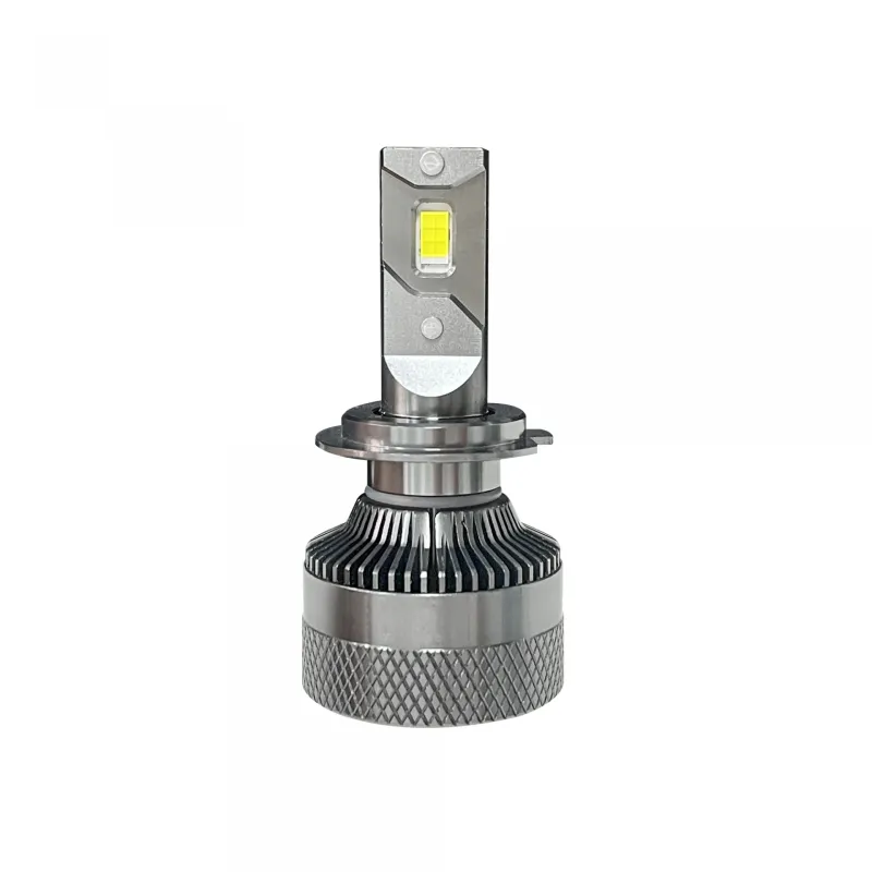 Комплект от 2 броя LED ЛЕД диодни крушки H7 Х7 12V 200W 17000lm за фарове Canbus без грешки 6000К - 6