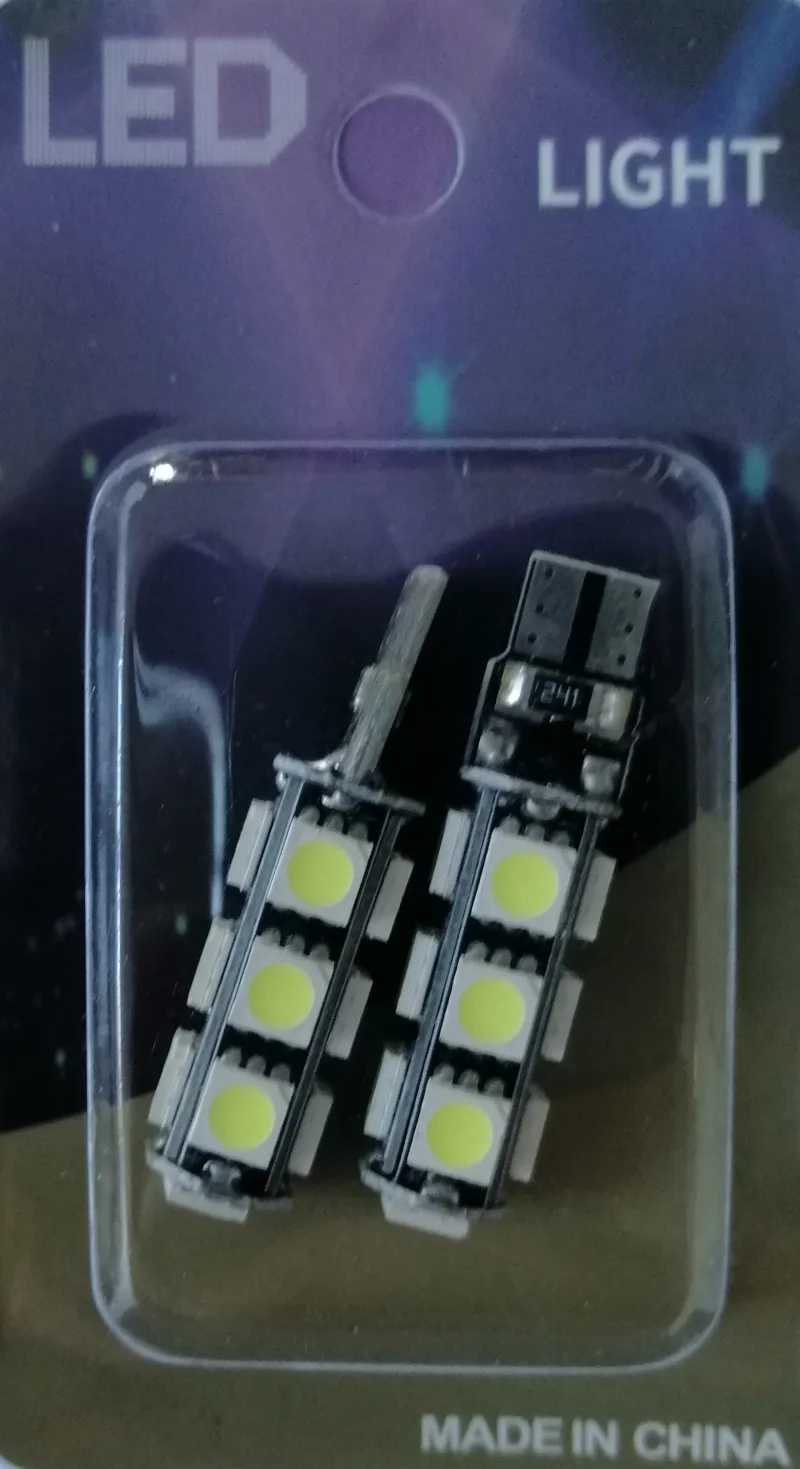 Комплект от 2 броя LED Лед Диодни Крушки За Габарит Т10 W5W 13 SMD 12V Бял Цвят Светлина Canbus - Error free Без грешки в Блистер - 1