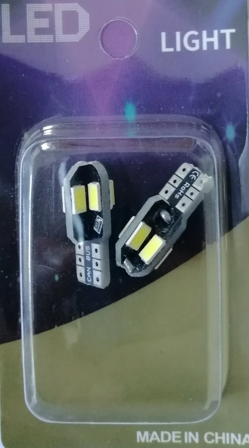 Комплект от 2 броя Лед Крушки За Габарит Т10 W5W LED 8 SMD 5730 Canbus 12V Бяла Светлина Error free Без грешки в Блистер - 1