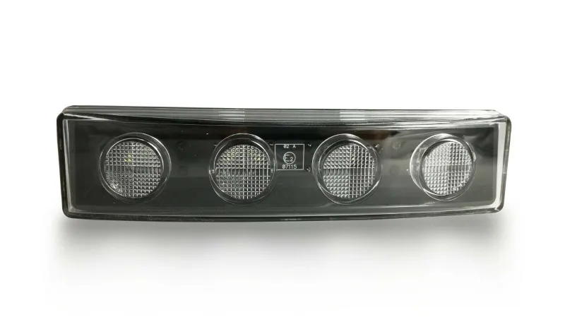 1бр БЯЛ преден габарит маркер за Скания Scania- 180mm x 40 mm с букса - 4