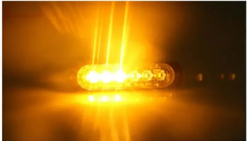 6 LED Аварийна Лампа За Пътна Помощ, Жълта Блиц Светлина, Мигаща! - 1