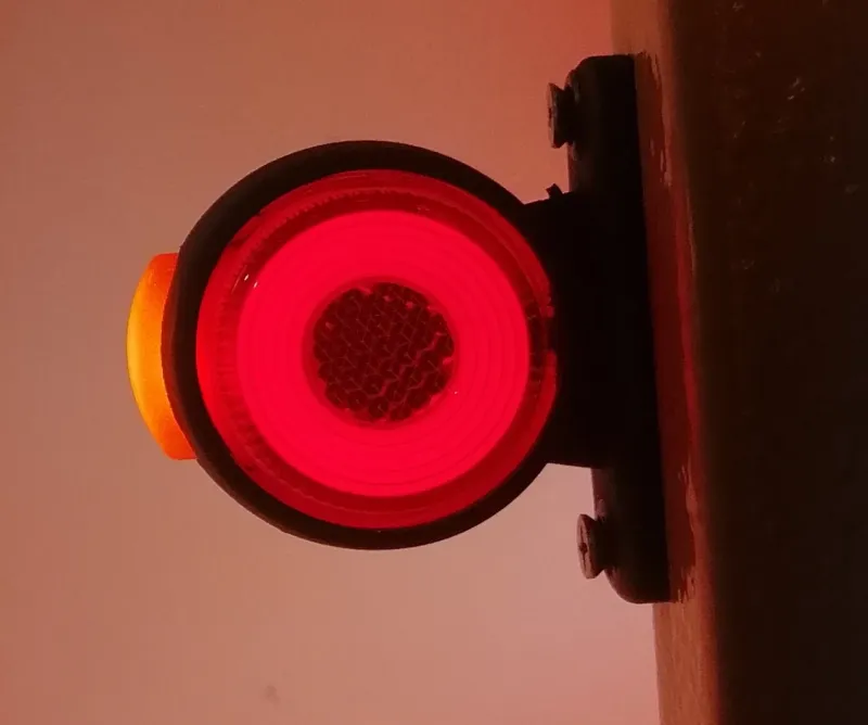 1 брой LED ЛЕД светодиоднен габарит токос рогче 24V с три светлини бяла - жълта - жълта Неон Ефект за ремаркета платформи камиони и др. - 2