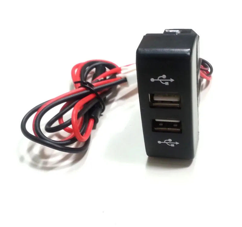 Двойно USB Зарядно за Вграждане за камион Мерцедес Акторс Mercedes Actros MP3 12V 24V подходящ за зареждането на всякави плеъри, телефони, таблети - 0