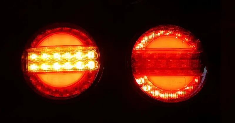 Комплект 2 Броя LED Лед Диоден Стоп Тип Хамбургер Бягащ Диниамичен Мигач, Ефект Неон Ø14cm, 12V-24V, За Камион, Ремарке, Бус , Каравана, Кемпер - 2