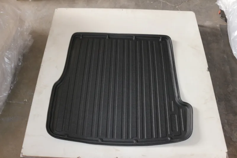 3D Гумена стелка за багажник DeluxeBoss за VOLKSWAGEN VW PASSAT B5 / B5.5 VARIANT / COMBI 1997-2005г. - 2