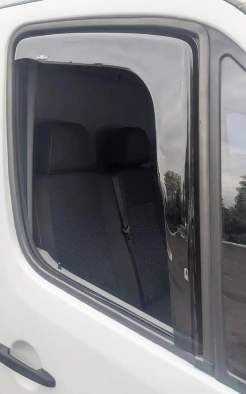 Комплект от 2бр. ветробрани за Mercedes Sprinter MK2 W906 / VW CRAFTER MK1 2006-2018 - 3